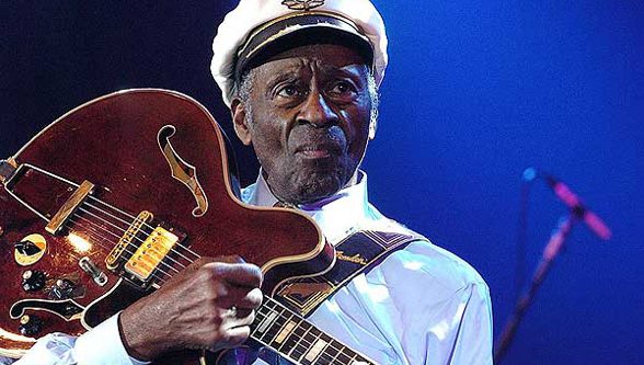 Chuck Berry se desmaya en pleno concierto