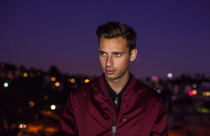 Escucha Skin Companion EP 2, lo nuevo de Flume