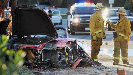 Paul Walker de Rápido y furioso muere en accidente de tránsito